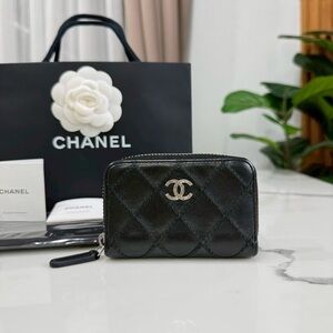 Chanel Black Quilted Leather Wallet
